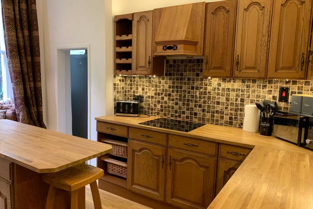 Luxurious Apartment In Historic Mansion - Sleeps 7 Ladock Eksteriør bilde