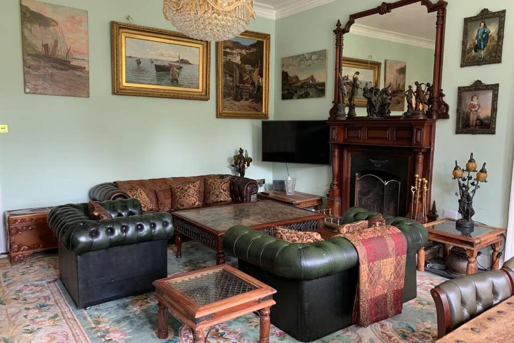 Luxurious Apartment In Historic Mansion - Sleeps 7 Ladock Eksteriør bilde